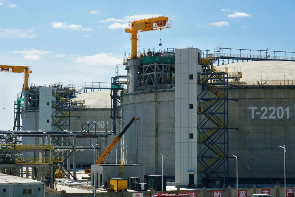 Avalúos de instalaciones industriales evaluando activos complejos